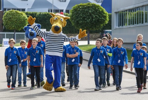 Na den otevřených dveří do Ziehl-Abegg Künzelsau přileji Kapitan Blaubär & Hein Blöd z pořadu „Show with the Mouse“.